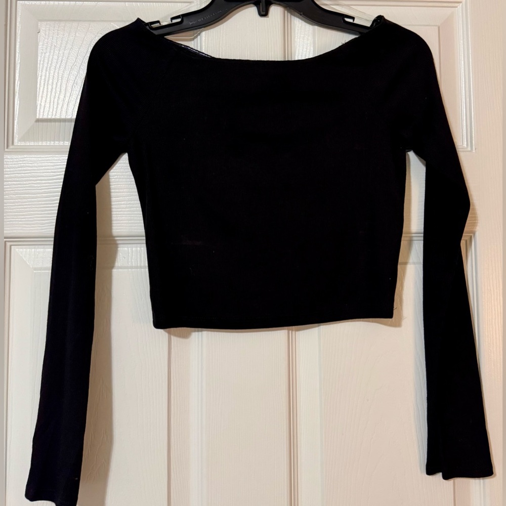 Fashion Nova Black Fitted Long Sleeve Crop Top